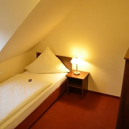 Lukas Restaurant Lounge Bar Отель