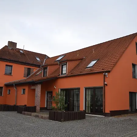 Lukas Restaurant Lounge Bar Шварцхайде