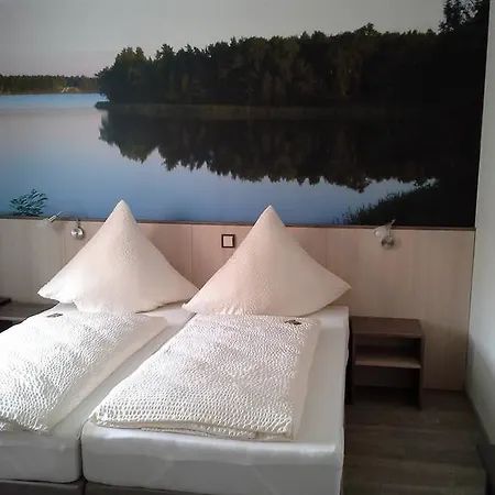 Lukas Restaurant Lounge Bar Hotel 3*