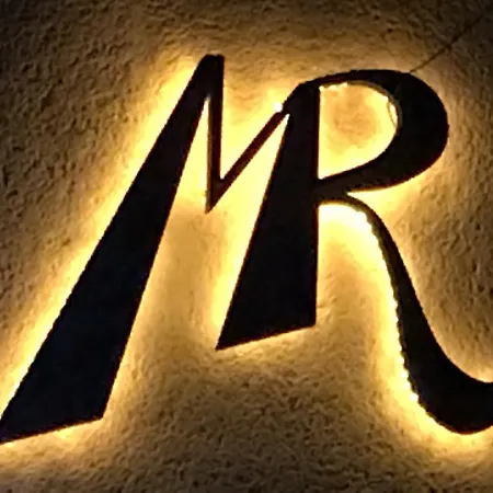 Lukas Restaurant Lounge Bar