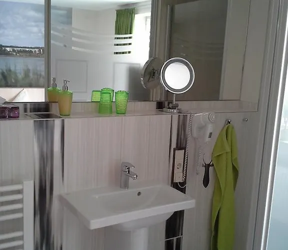 Lukas Restaurant Lounge Bar