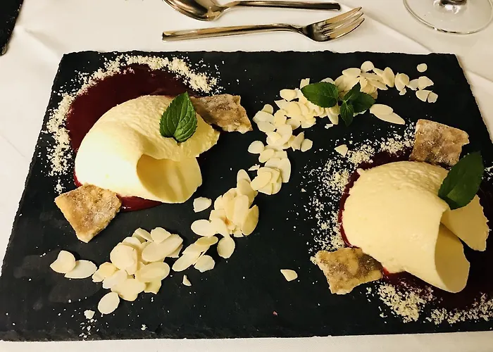 Lukas Restaurant Lounge Bar Hotel 3*